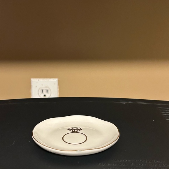 Jewelry Ring Dish with Diamond Design - Picture 9 of 11